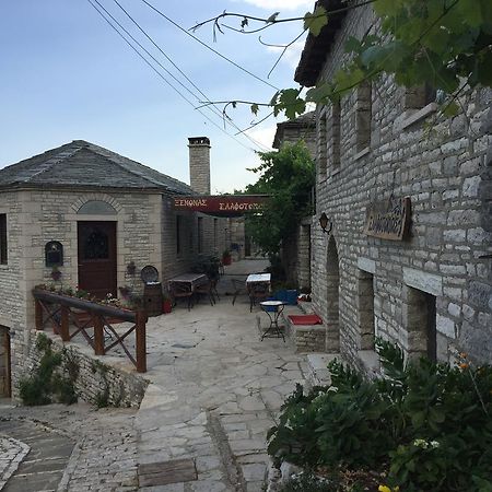 Elafotopos Hotel Bagian luar foto