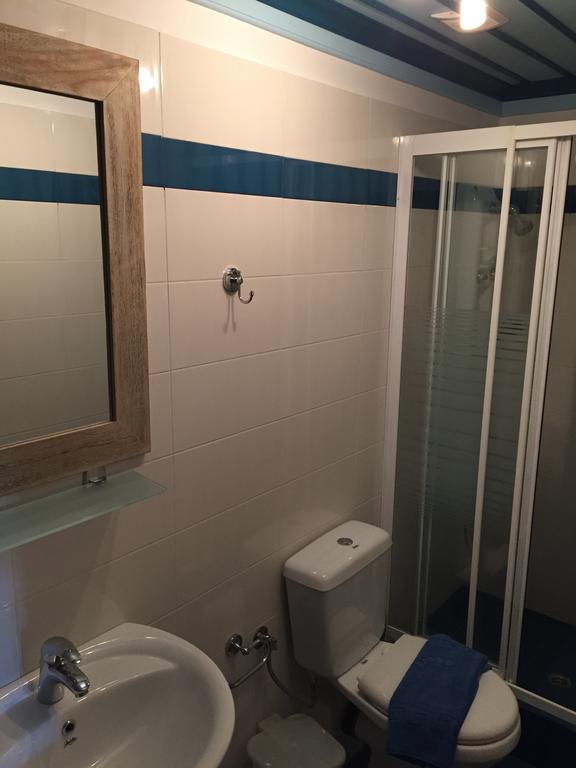 Elafotopos Hotel Bagian luar foto