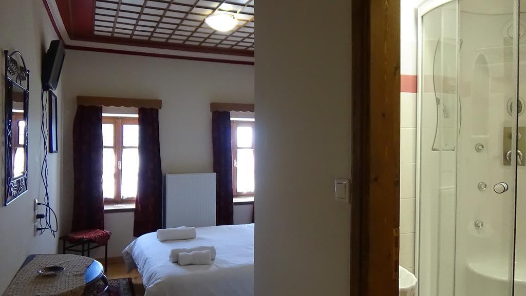Elafotopos Hotel Bagian luar foto