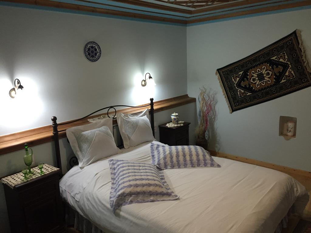 Elafotopos Hotel Bagian luar foto