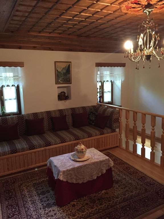 Elafotopos Hotel Bagian luar foto